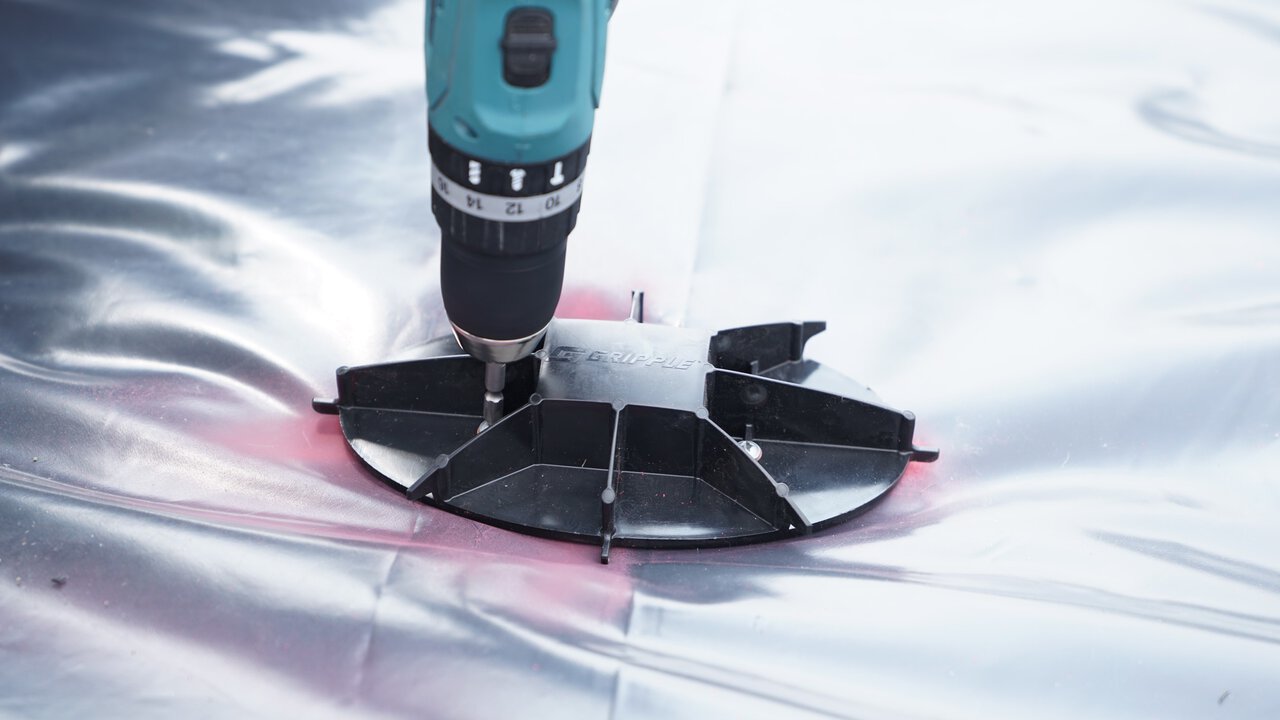  Weld-Free Installation 