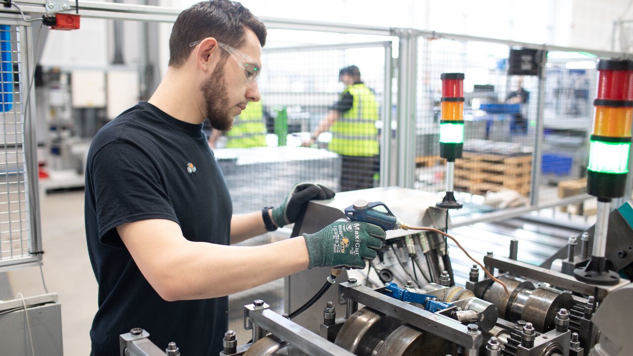 Manufactured in the US and UK